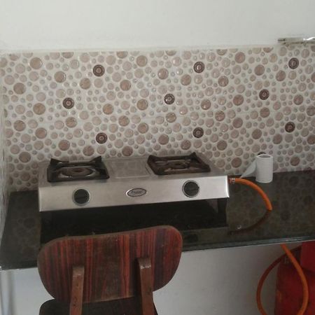 Jestine Homestay Kochi ภายนอก รูปภาพ